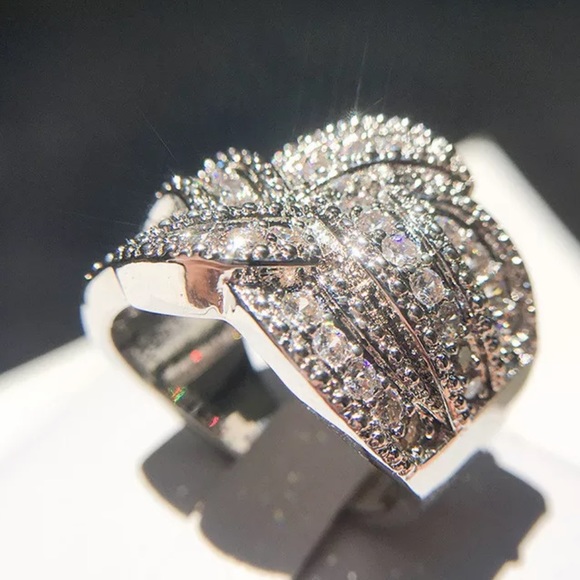 Sterling silver shiny wide ring - Picture 3 of 5